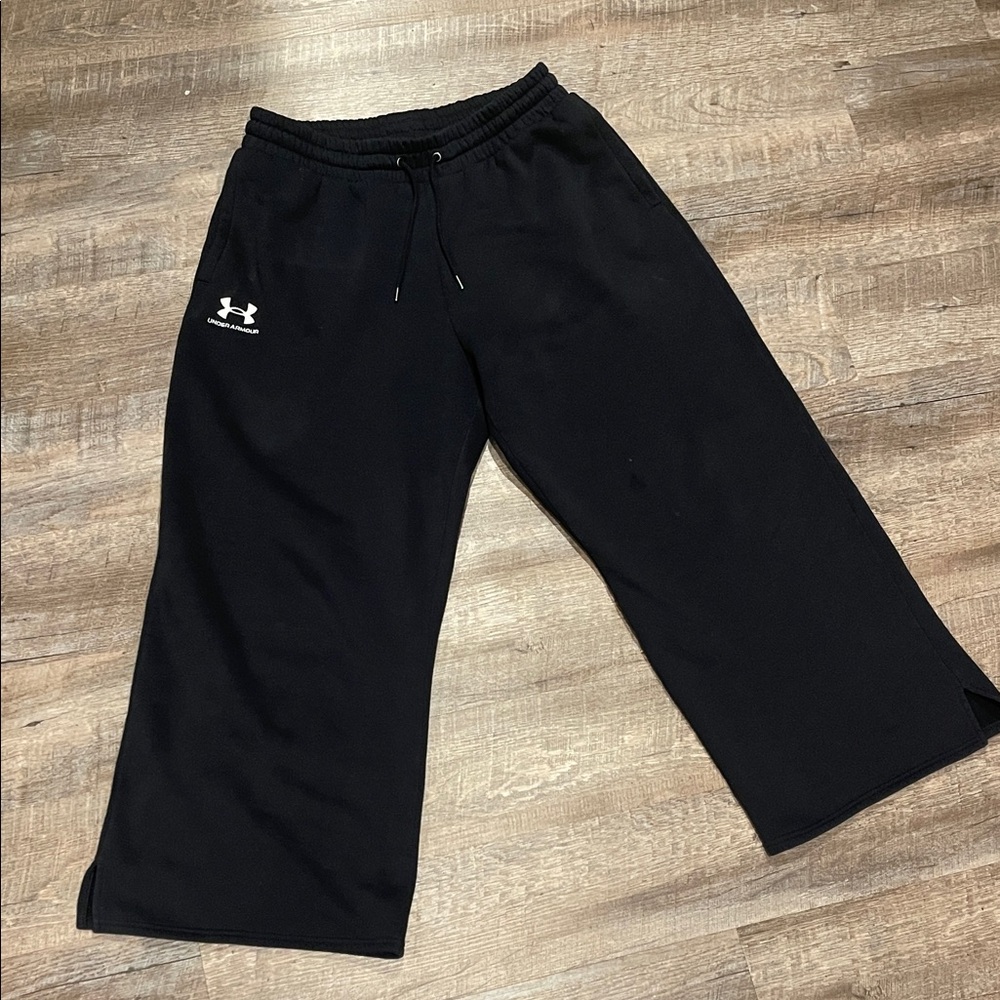 Under Armour Women’s Icon Wide Leg Sweatpants